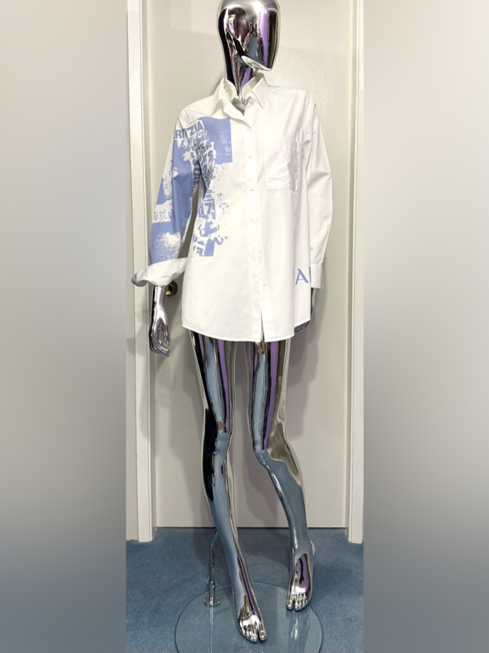 Aritzia White Shirt w/Periwinkle Blue Graphic - asymmetrical w/oversized fit